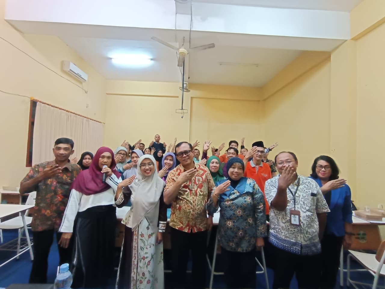 In House Training ( IHT ) Pembelajaran Mendalam - Pengawas Pembina Sekolah
